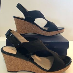 Adrienne Vittadini black wedge sandals NIB 9.5